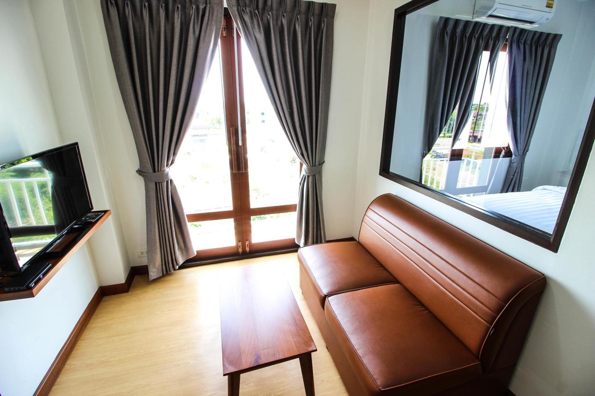 Tai-Shan Suites Ratchaburi Bilik gambar